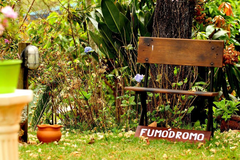 Chacara Ando Bed And Breakfast Aguas de Santa Barbara Ngoại thất bức ảnh